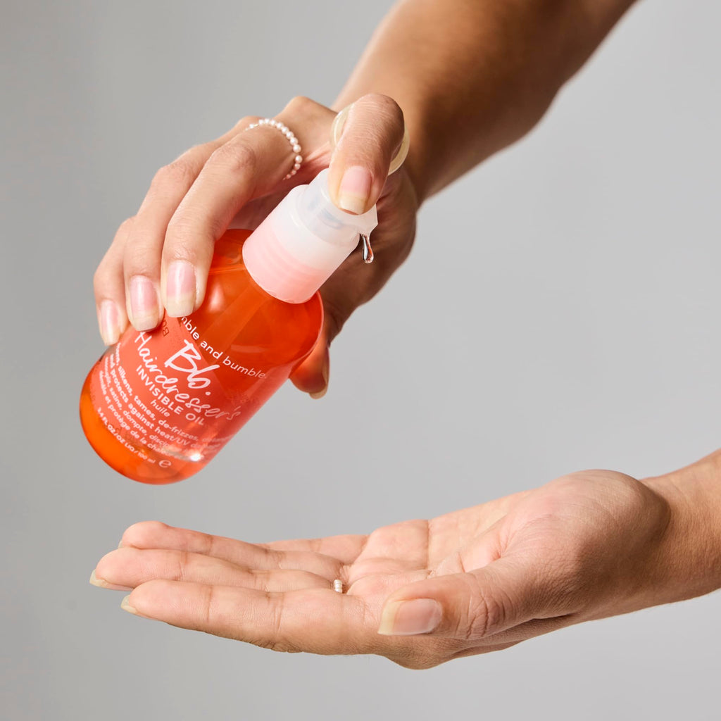 Bumble and bumble. Hairdresser's Invisible Oil Frizz-Reducing Hair Oil | Heat Protection, Frizz Control + Shine | Curly, Wavy, Straight | With Grapeseed, Coconut + Argan Oils